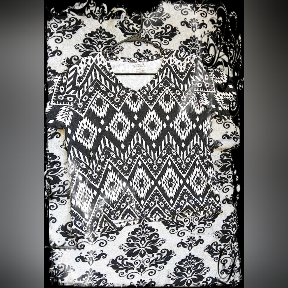 Aztec Print Tshirt Size 3